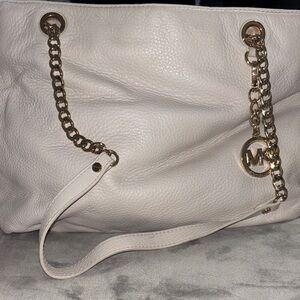 Michael Kors Cream Shoulder Bag with Gold Chain